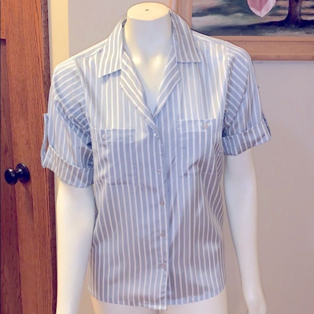 ‎Ann Charbrol striped button-down blouse. Medium
